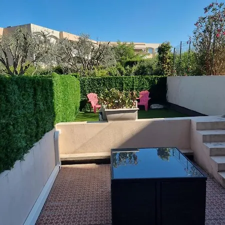 Apartment élégance Provençale: Oasis Climatisée à Deux Pas De La