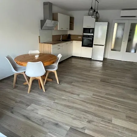 Apartment élégance Provençale: Oasis Climatisée à Deux Pas De La *